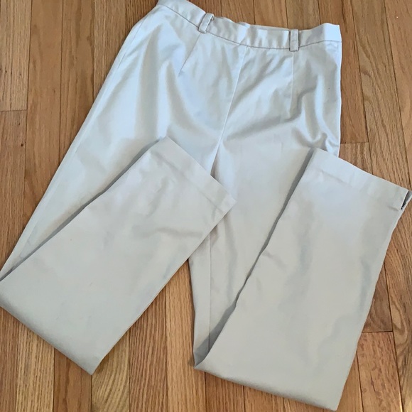 Eddie Bauer Pants - Eddie Bauer khaki lightweight Capri  trousers 4